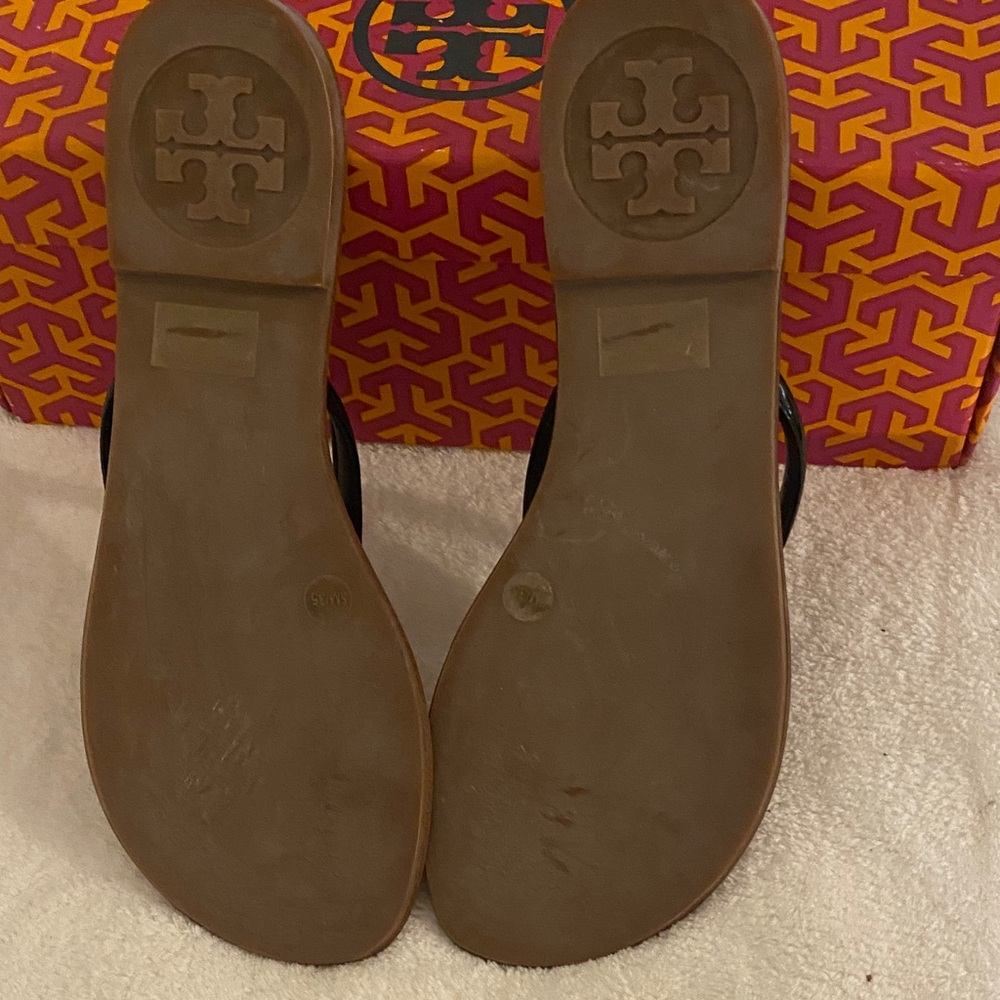 Tory Burch Black and Tan Sandals - Picture 4 of 4
